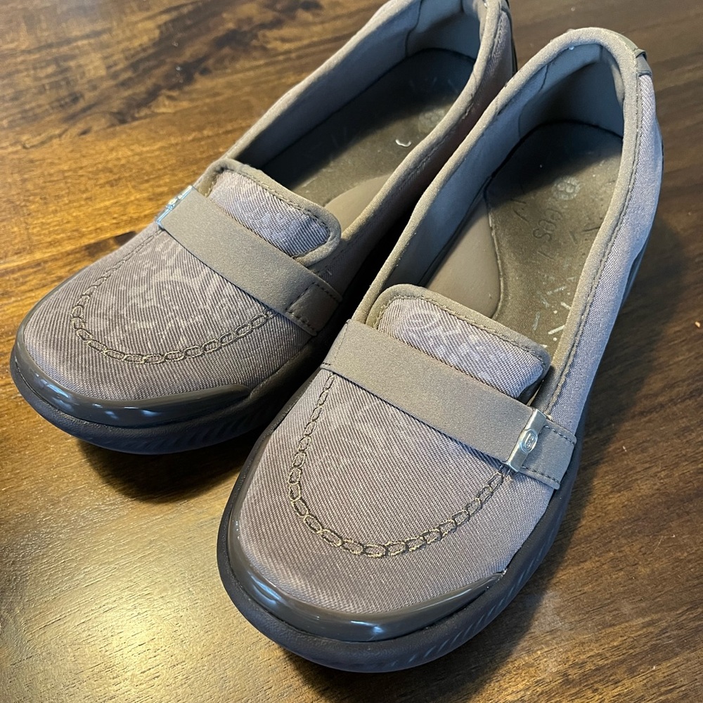 Bzees slip-on shoes